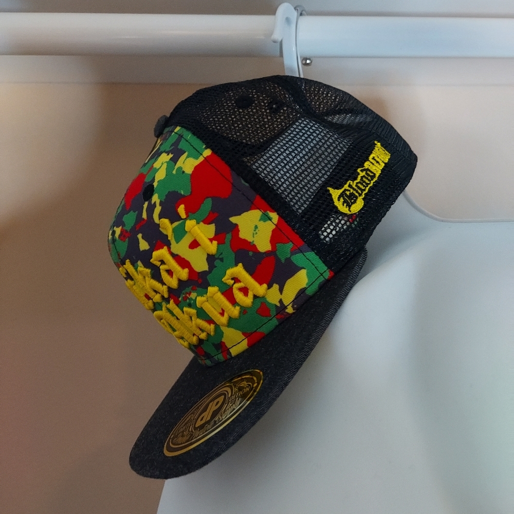 Baseball cap "God is Good" - Picture 2 of 3